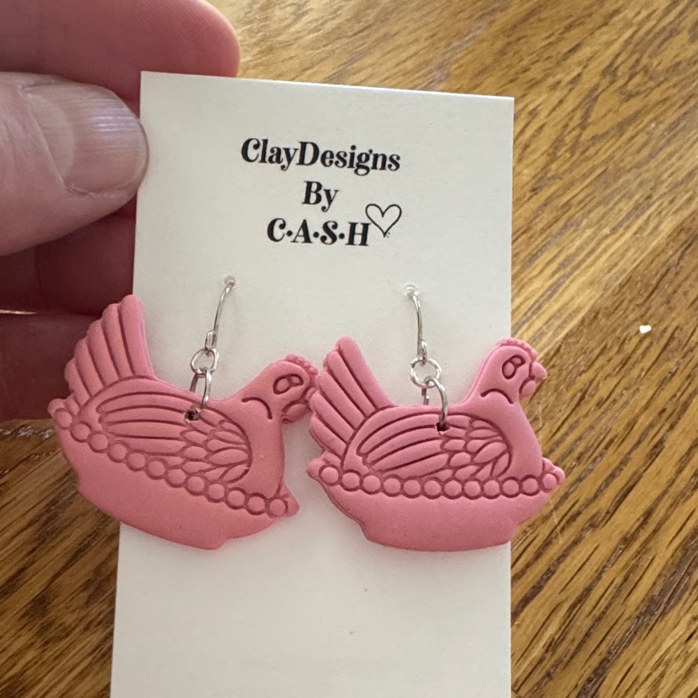Hens on a nest Earrings by ClayDesignsbyCASH